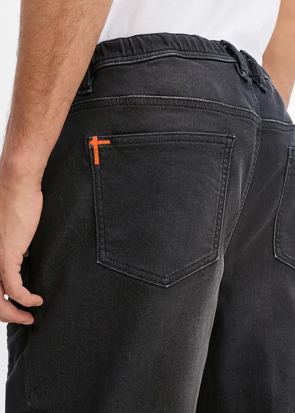 Joggerjeans i Regular fit med res&aring;rmidja, straight, bonprix