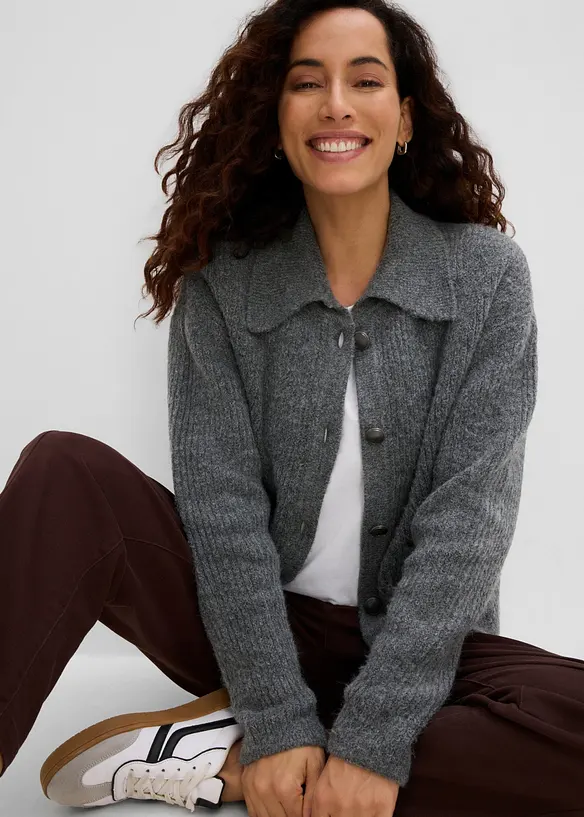 Ribbstickad cardigan i fluffigt material, bonprix