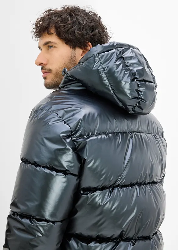 Vadderad t&auml;ckjacka i Regular Fit, bonprix