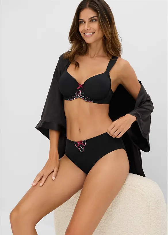 Maxitrosa med diskret broderi, bonprix
