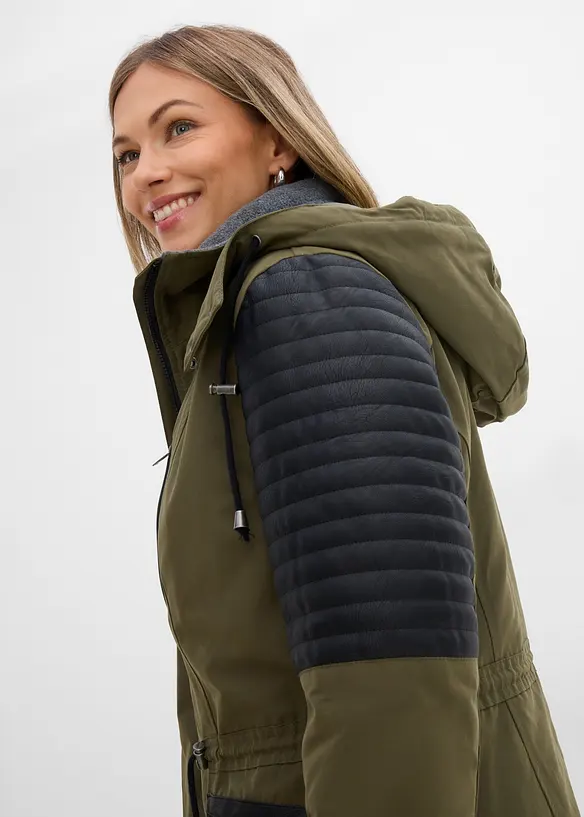 L&aring;ng parkas med inf&auml;llningar av skinnimitation, bonprix