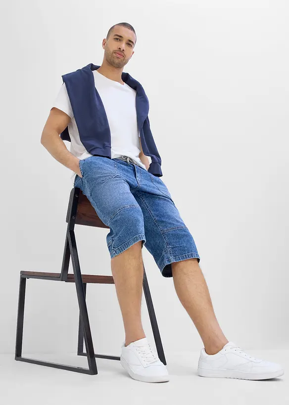 L&aring;nga dra p&aring;-jeansshorts, avslappnad passform, bonprix