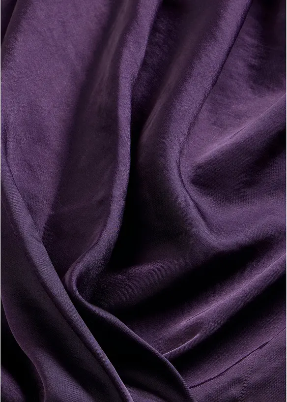 Midikl&auml;nning av satin med mjukt fall, bonprix