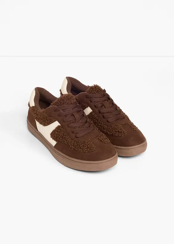 Fodrade sneakers med retrolook, bonprix