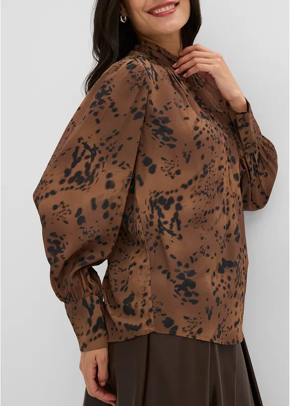 Chiffongblus med st&aring;krage, bonprix
