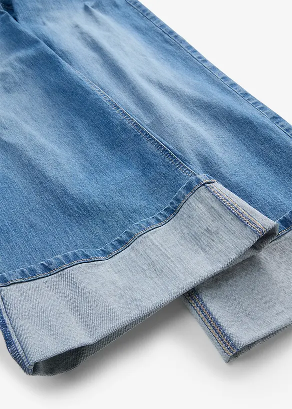 Jeans med Wide Leg och slag, bonprix