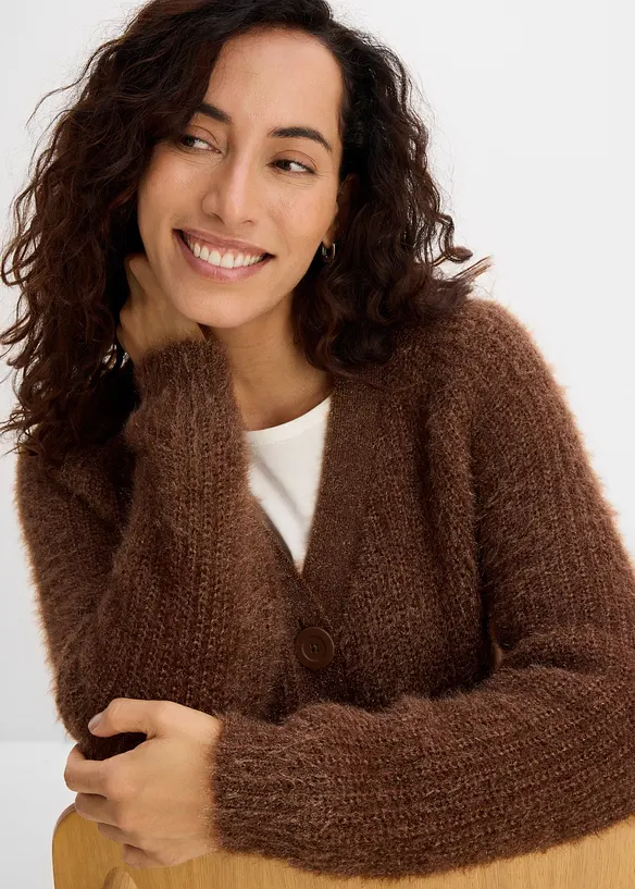 Ribbstickad cardigan med glansiga effekter, bonprix