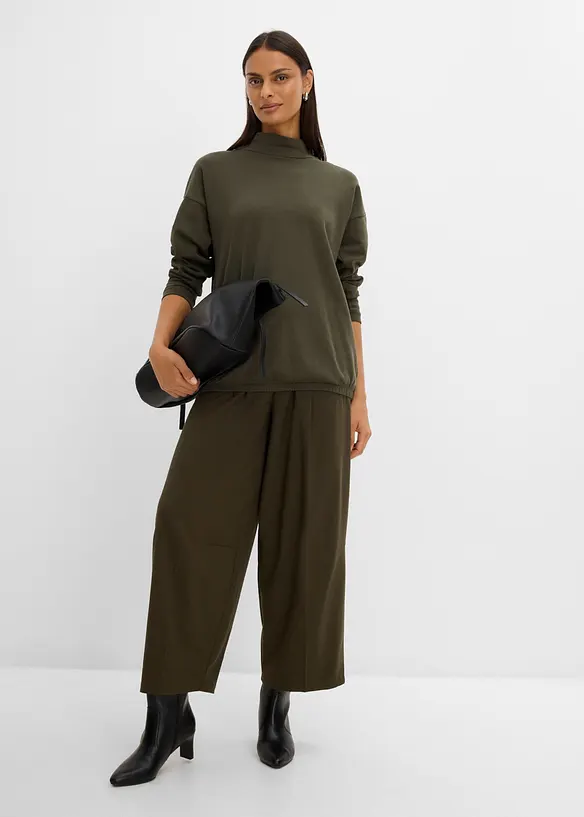 Sweatshirt med fladdermus&auml;rmar, av materialmix med ekologisk bomull, bonprix