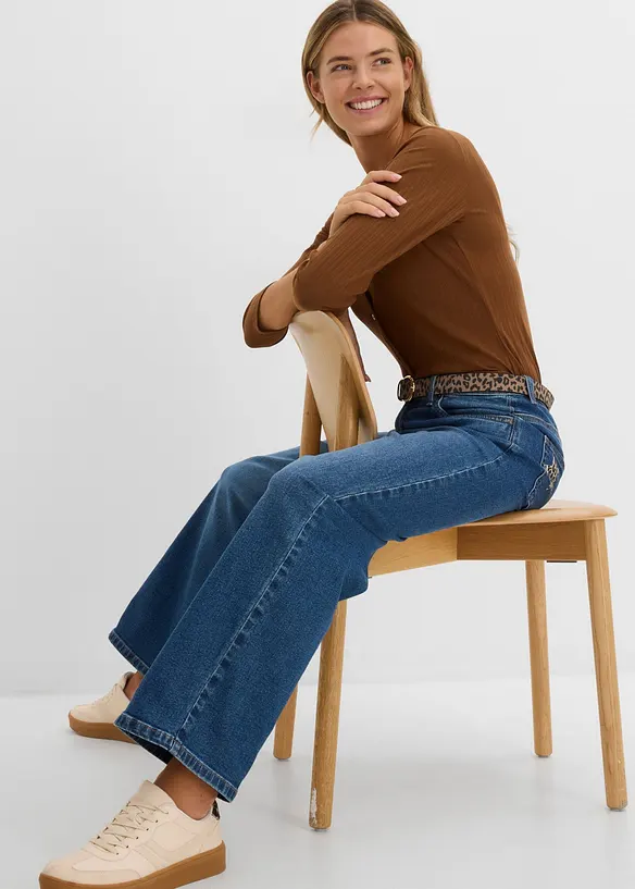 Wide Leg-jeans, Mid Waist med leopardm&ouml;nstrade detaljer, bonprix