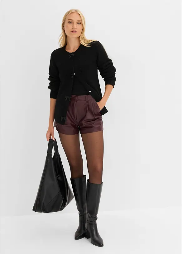 Korta shorts i skinnimitation, bonprix