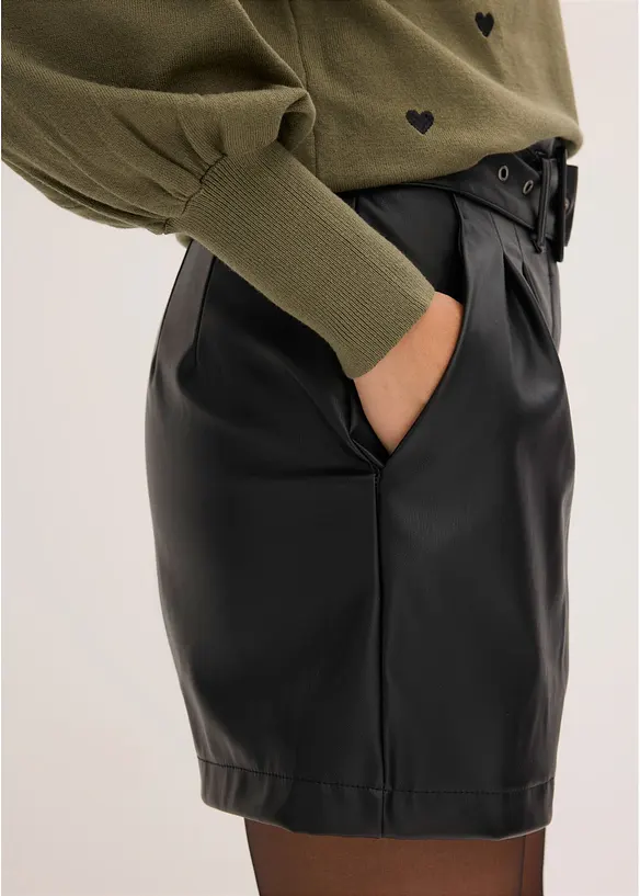 Shorts i skinnimitation, med sk&auml;rp, bonprix