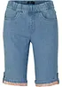 Jeansshorts med kontrasterande benslut, bonprix
