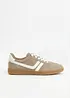 Sneakers i retrostil, bonprix