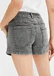 Jeansshorts med nitar, bonprix