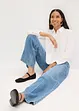 Blus med omlottdetalj av material med struktur, bonprix